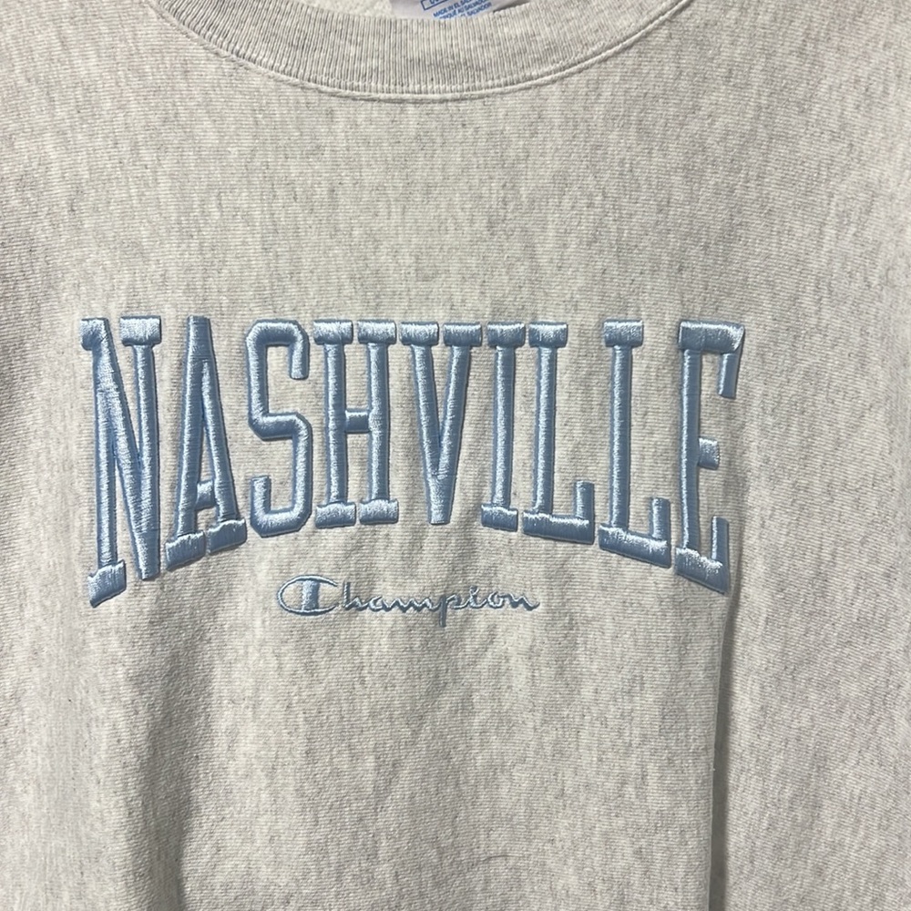 NWOT * Champion Nashville Baby Blue Crewneck Sweatshirt Size Large - Picture 3 of 4